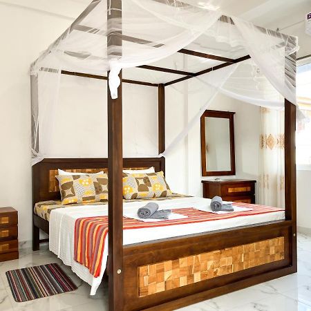 Memories Weligama Hostel Luaran gambar