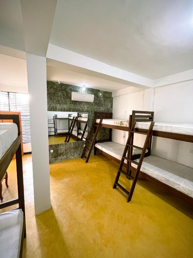 Memories Weligama Hostel Luaran gambar