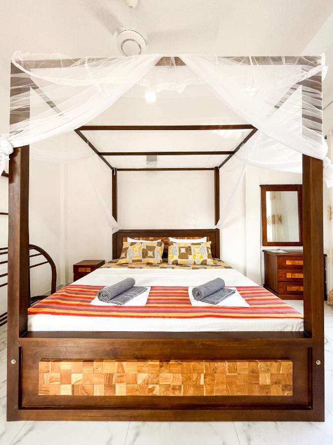 Memories Weligama Hostel Luaran gambar