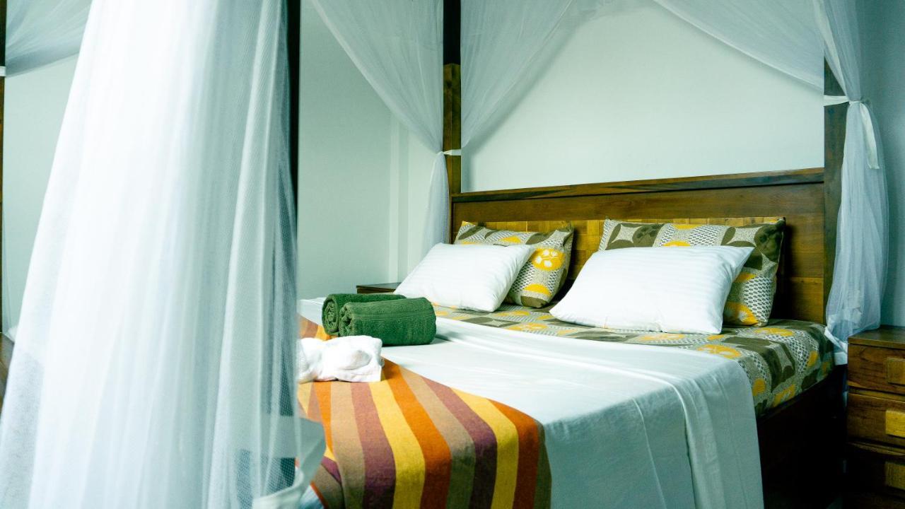Memories Weligama Hostel Luaran gambar